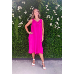 Kjole med V-udskring