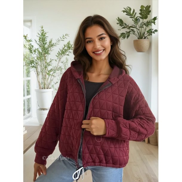 Quitet jakke med hoodie og lynl�s