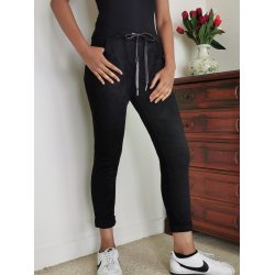 Bukser i "ferskenskind" med for lommer